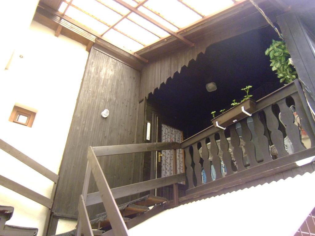 Garden Etterem Kavezo Es Panzio Tahitotfalu Exterior photo